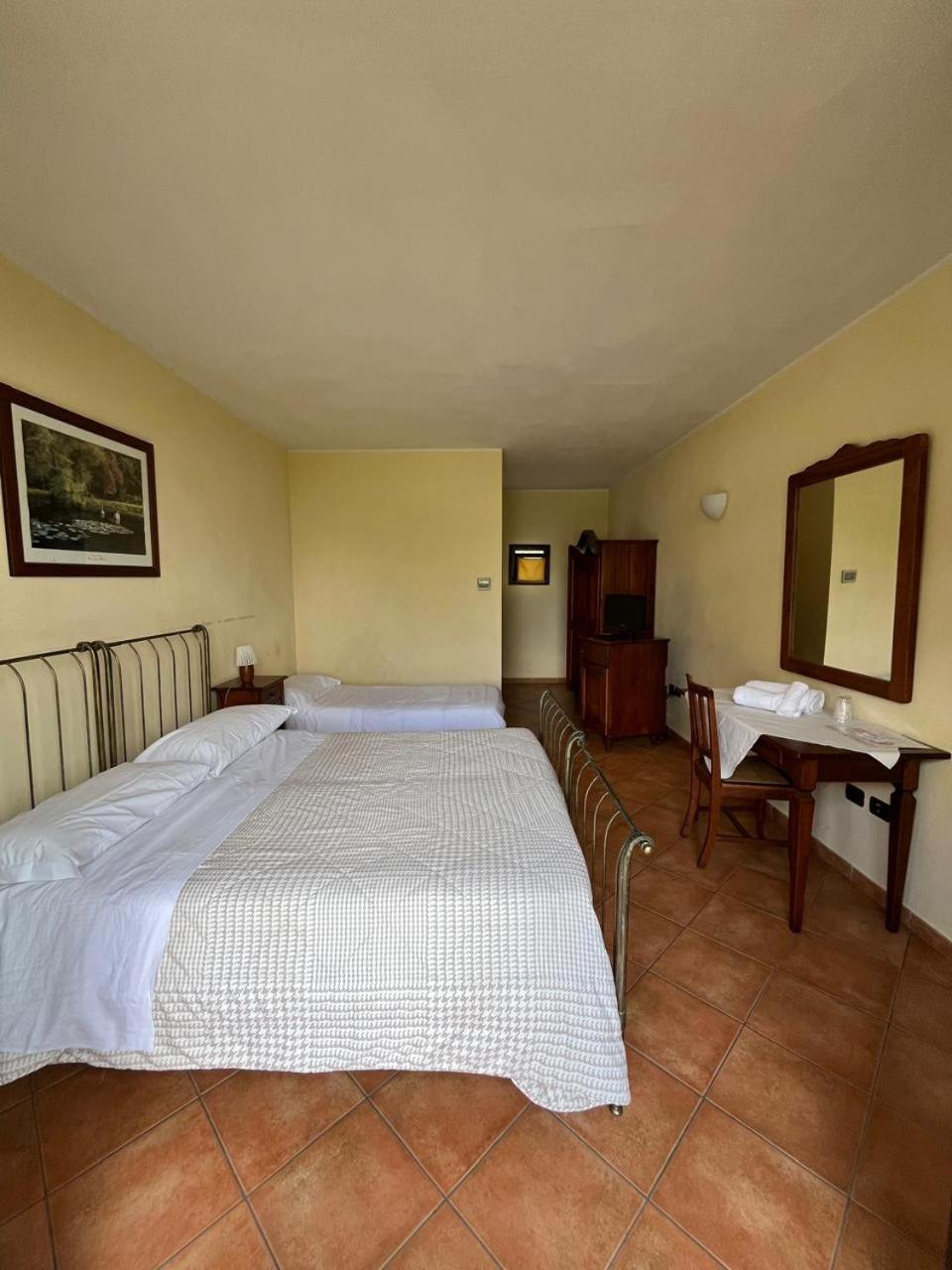Albergo Cosmera Savigliano Exterior foto