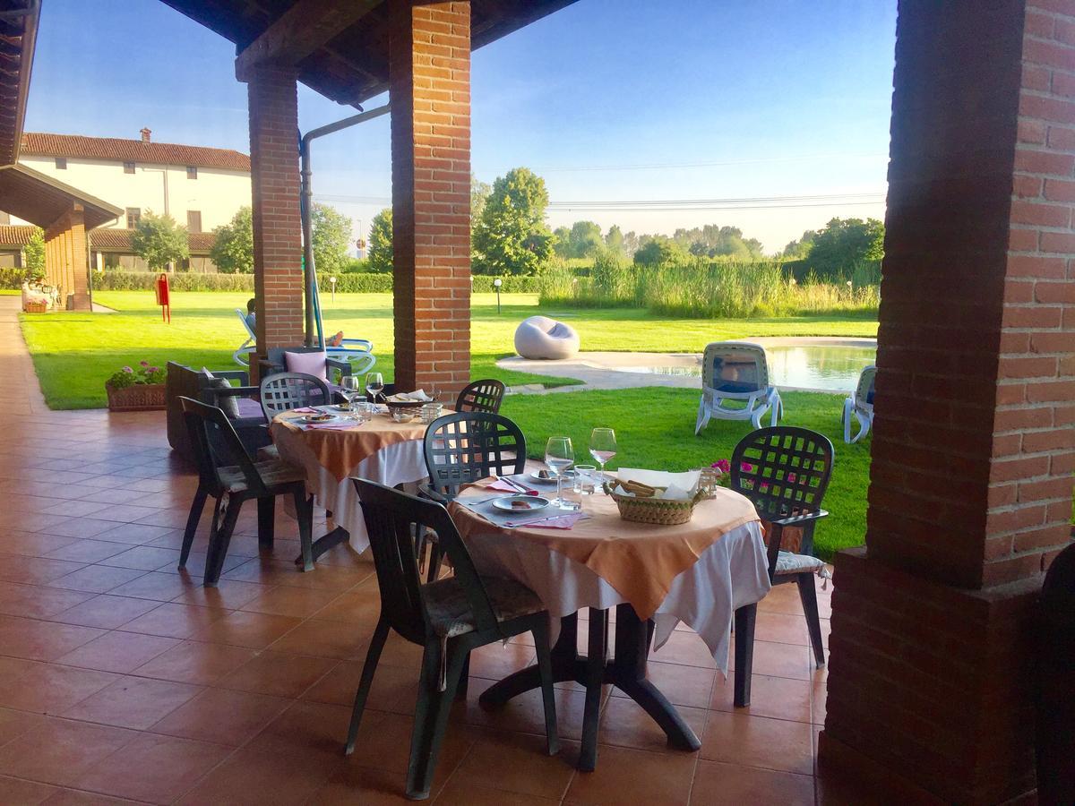 Albergo Cosmera Savigliano Exterior foto